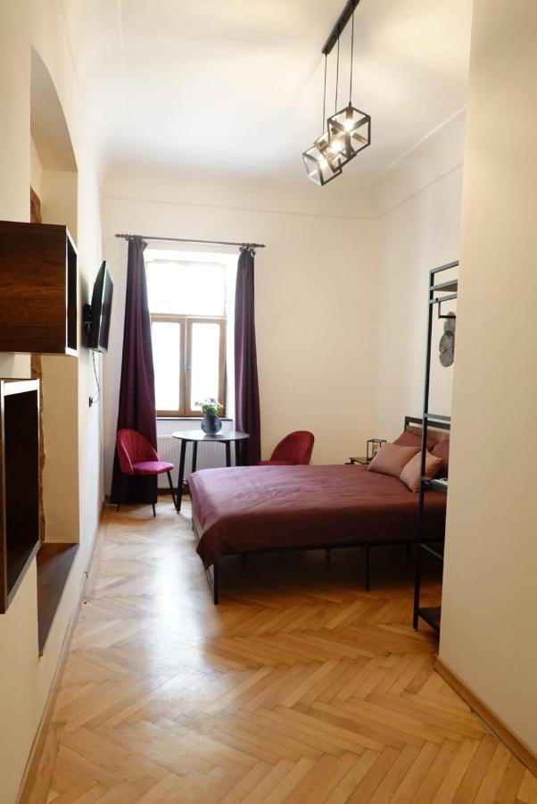 The Industrique Home - 3 Bedroom Apartment Temesvár Kültér fotó
