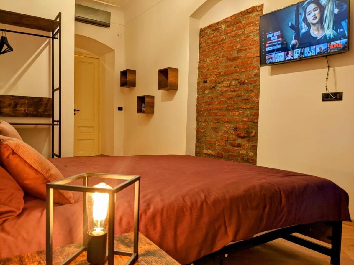 The Industrique Home - 3 Bedroom Apartment Temesvár Kültér fotó